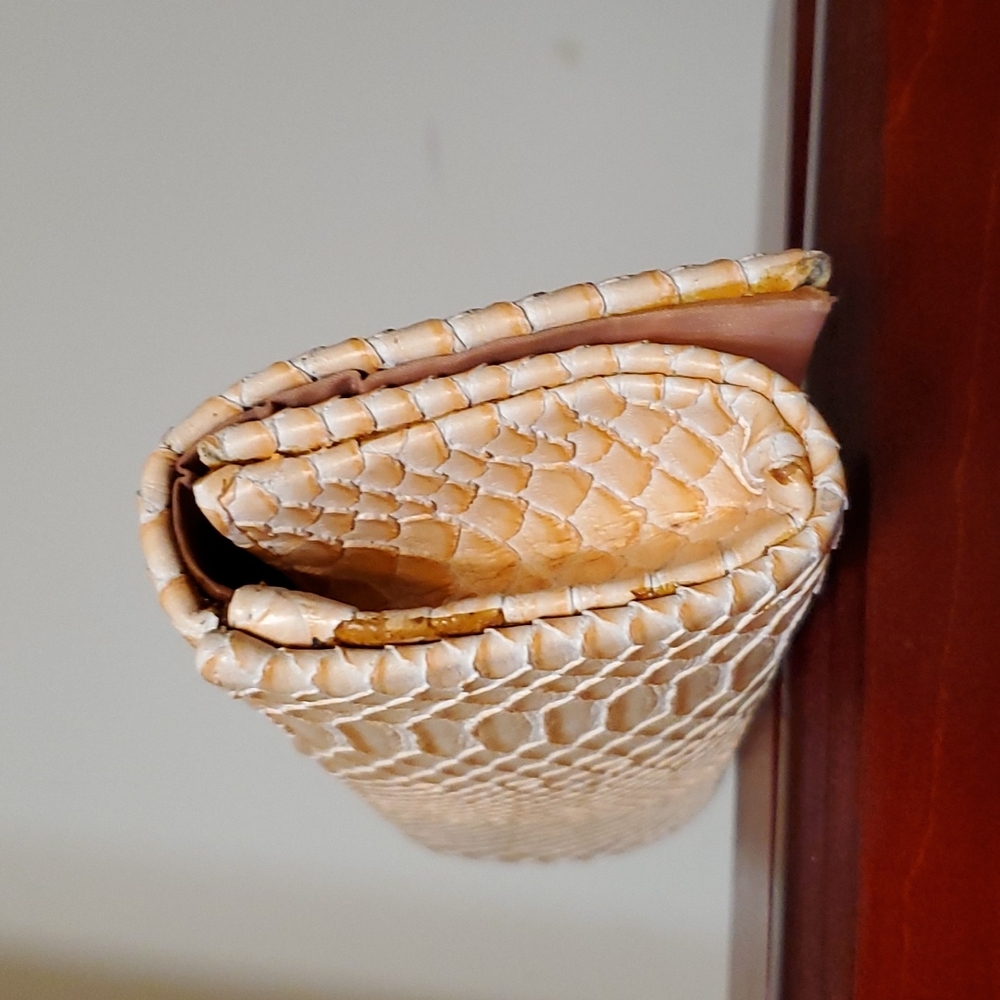 Ladies Wallet - Picture 4 of 14